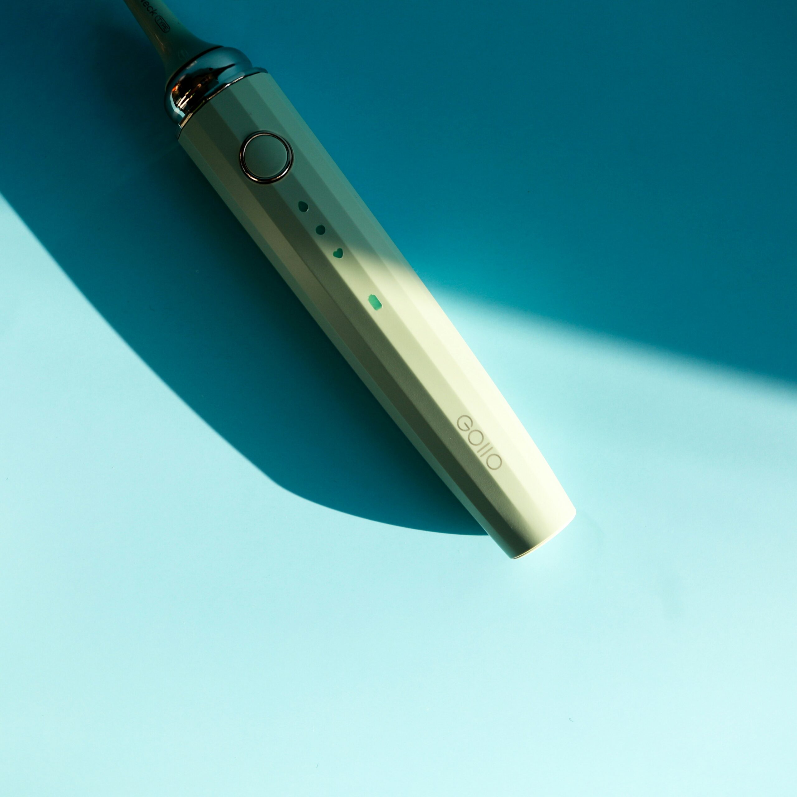 Keeping Smiles Aglow: How to Prevent Gum Disease Keeping Smiles Aglow: How to Prevent Gum Disease